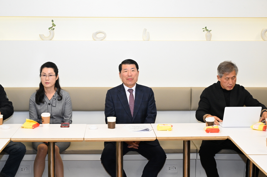 20231019 시청출입기자 시장님과의 조찬간담회 (8).JPG