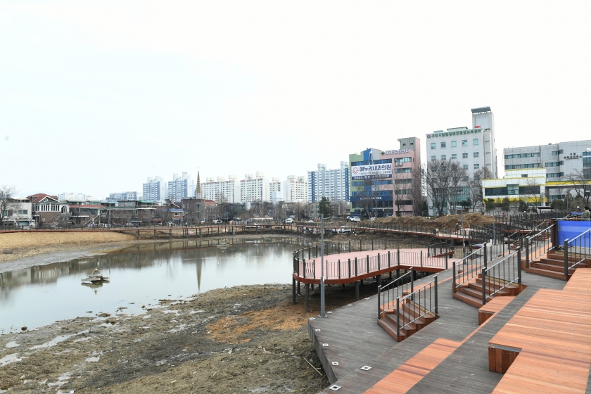 20260311 주요사업 현장방문 이문안호수공원 공사현장 (10).JPG