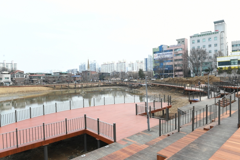 20260311 주요사업 현장방문 이문안호수공원 공사현장 (9).JPG