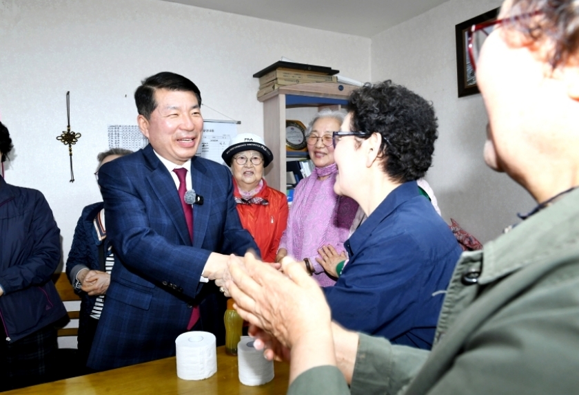 20260329 효사랑봉사대(아름마을LG경로당) (5).JPG