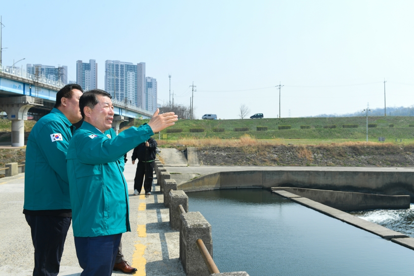 20260402 여름철 자연재난 사전대비 인명피해 우려지역 현장점검 (9).jpg