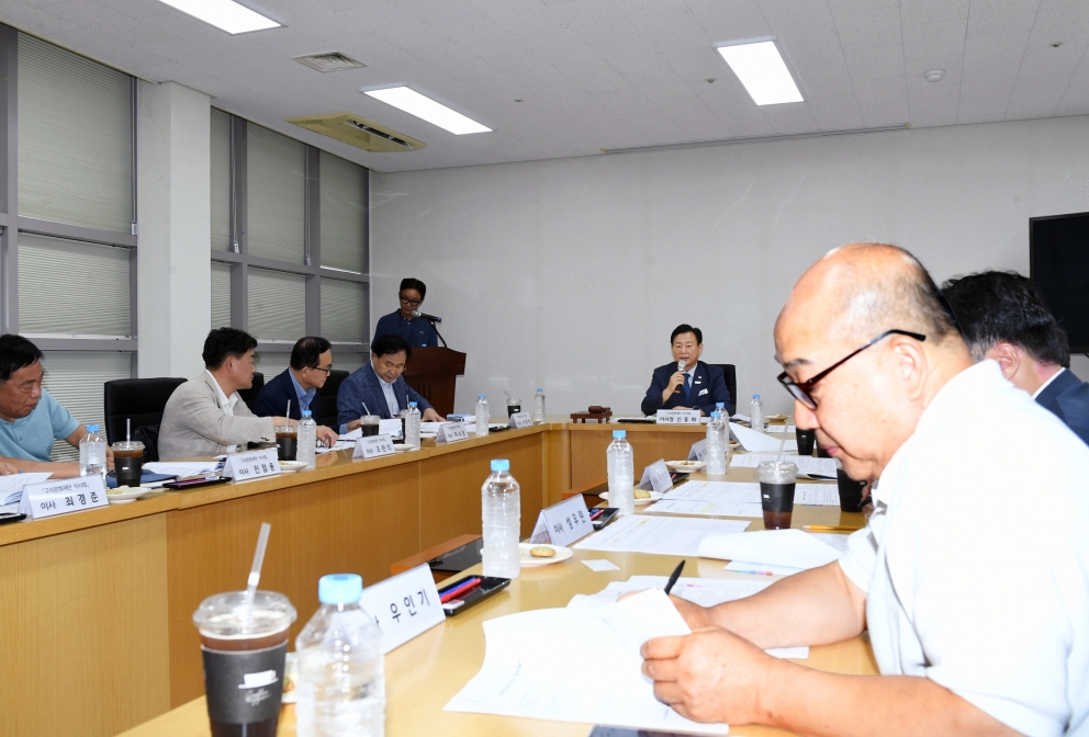20260820 구리문화재단 제6회 이사회 (7).JPG