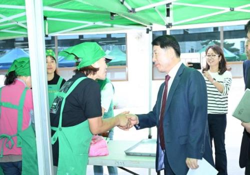 구리시 새마을회, 추석맞이 사랑의 송편 나눔 행사 이미지