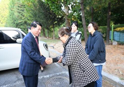 백경현 구리시장, 제19회 경기도장애인정보화제전 시상식 및 한마음축제 참가자 격려 이미지