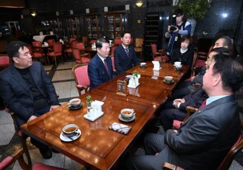 백경현 구리사장 – 김문근 단양군수와의 간담회 이미지