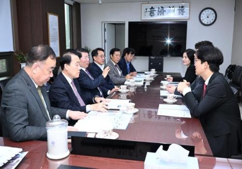 백경현 구리시장, 국민의힘 시의원들과 간담회 이미지