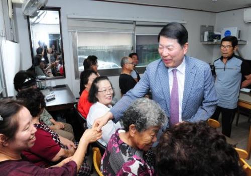 백경현 구리시장, 동구동 두레물골경로당 방문 이미지