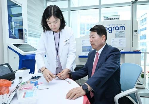 민선8기 완료 공약사업 현장방문(갈매건강생활지원센터-온가족 스마트 헬스케어) 이미지