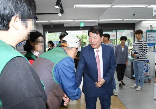 구리시, 자활근로자 격려와 현장 애로사항 청취 이미지