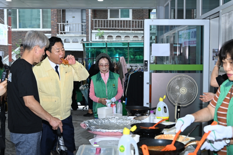 20260723 수택2동  새마을부녀회 바자회 (2).JPG