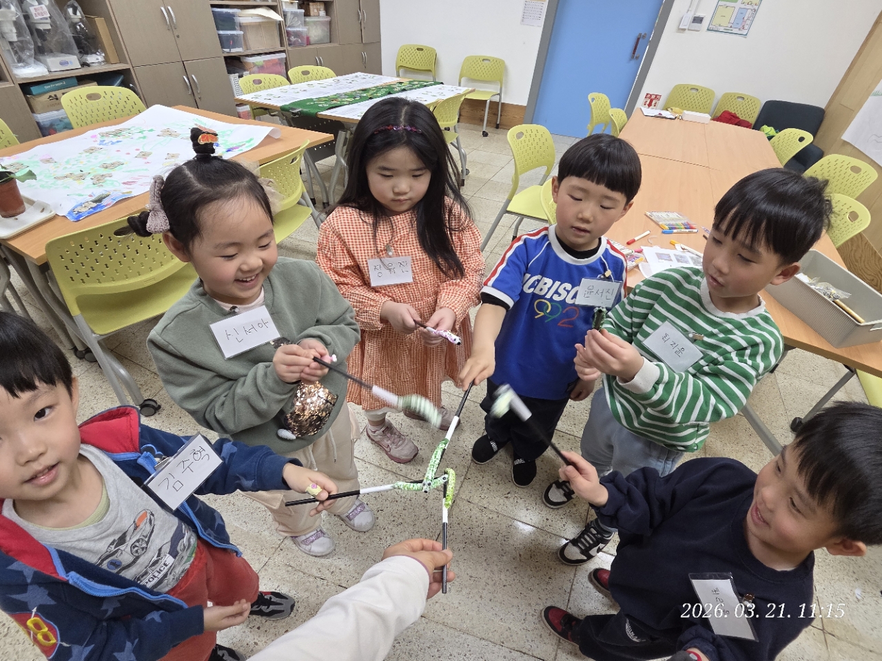 3_21 신비한 나비의 세계 이미지 2 - 본문에 자세한설명을 제공합니다.