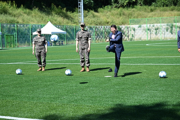 구리시, 국군구리병원에 시민들을 위한 축구장 개장 이미지 3 - 본문에 자세한설명을 제공합니다.