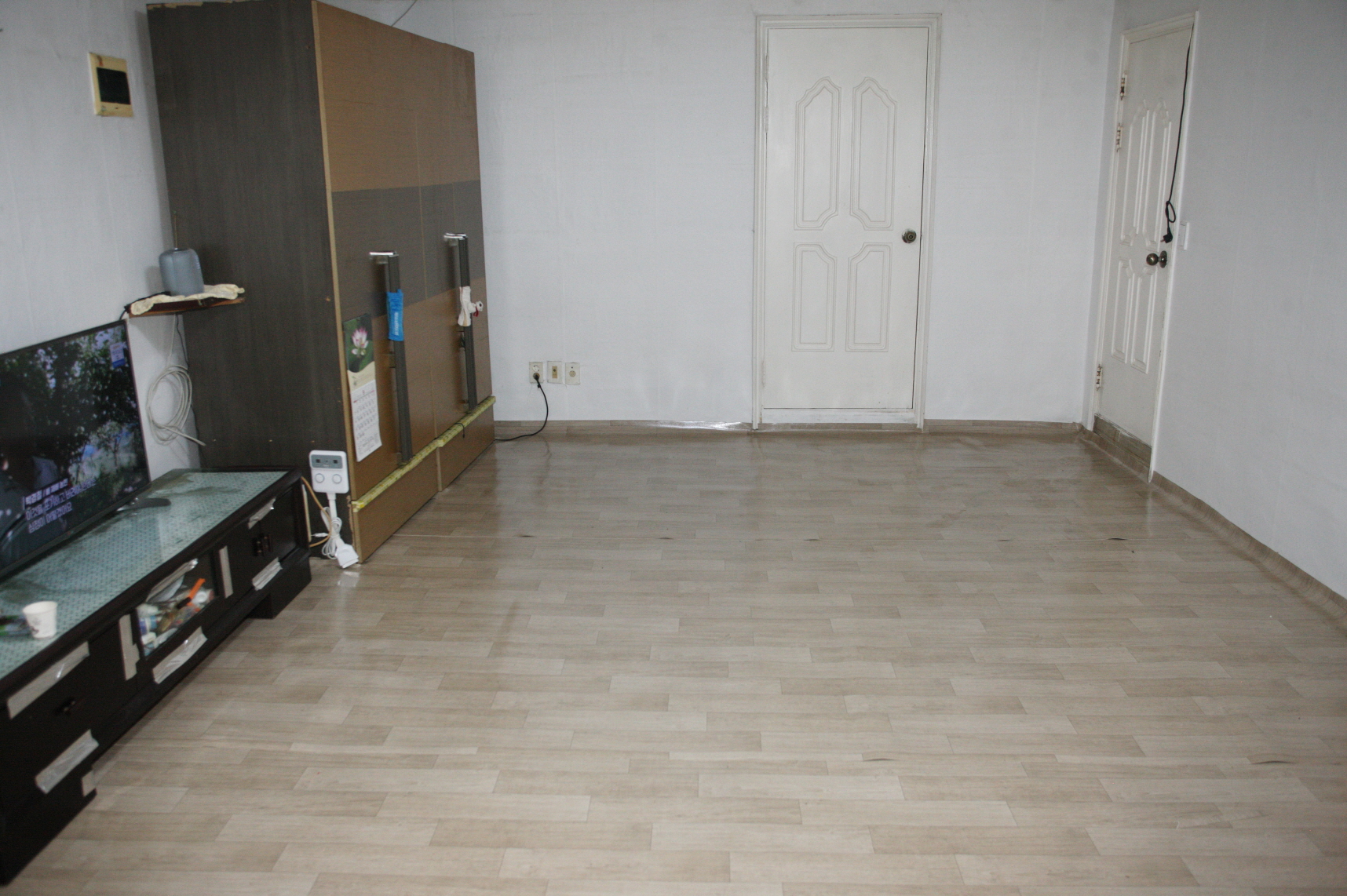 구리시 교문1동, 목민 봉사회 시민 참여형 공익사업 집수리 개선 봉사 이미지 2 - 본문에 자세한설명을 제공합니다.