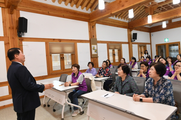 20230608 구리시 여성지도자 워크숍 간담회 (1).JPG