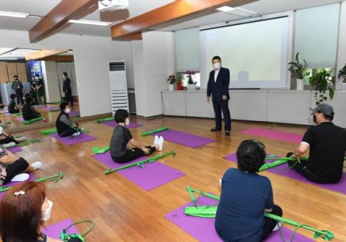 시니어 근력강화 운동교실 개강식 이미지