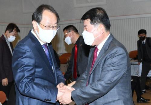 백경현 시장, 경기도통합교육지원청 분리를 위한 정책토론회 참석 이미지