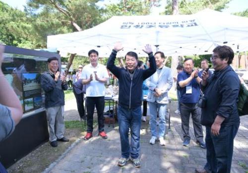 백경현 구리시장, 인창초등학교동문회 동구릉 걷기대회 참석 이미지