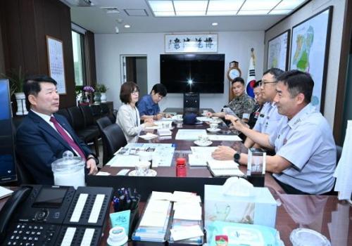 6.25전쟁 무공훈장 찾아주기 관련 육군본부 조사단장 신기진 대령과의 간담회 이미지