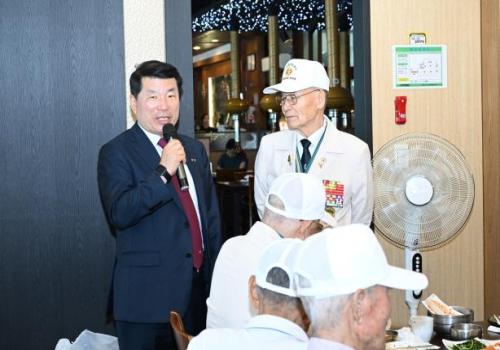 6.25전쟁 제73주년 기념 오찬 및 백경현시장 격려 이미지