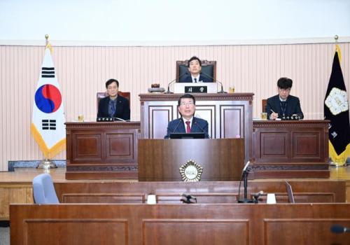 백경현 구리시장, 구리시의회 시정질의 답변 이미지