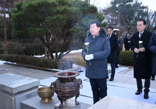 백경현 구리시장 2024 현충탑 신년참배 이미지