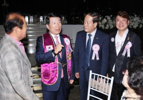 국제라이온스협회 354-H지구 4지역 주관 다문화가정 및 북한이탈주민합동결혼식 이미지