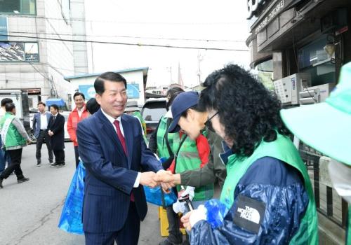 새마을의 날 기념 줍깅데이 캠페인 이미지