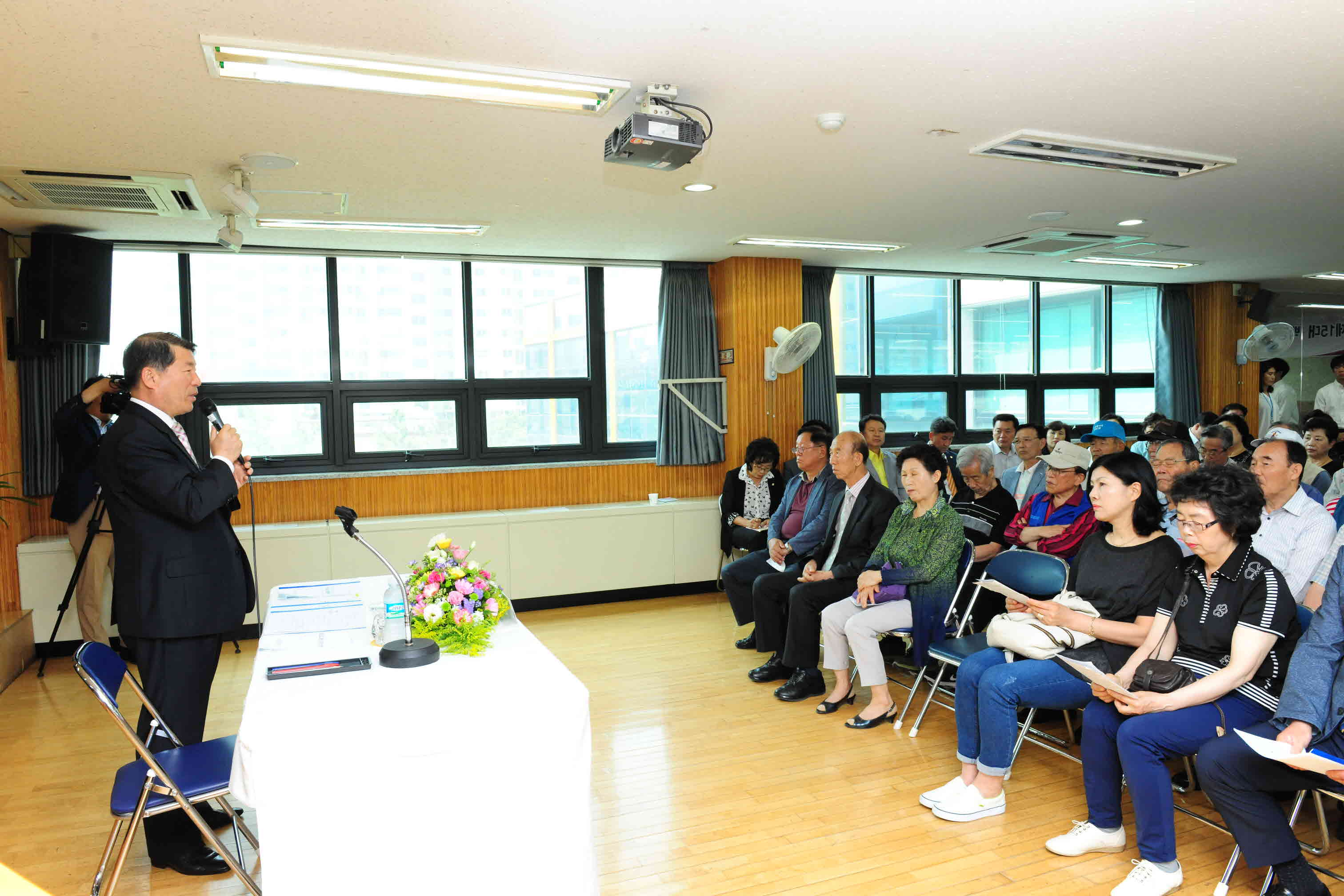 제15대 구리시장 시민과의 대화 - 교문2동 이미지 4 - 본문에 자세한설명을 제공합니다.