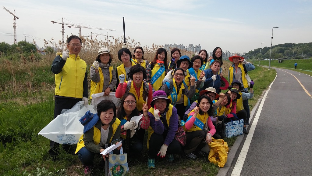 구리시․환경민간단체, 왕숙천 환경보호 캠페인 공조실시 이미지 1 - 본문에 자세한설명을 제공합니다.