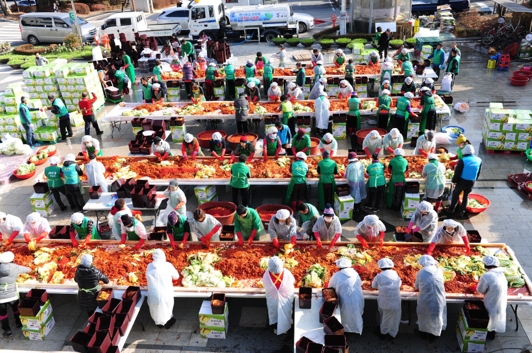 구리시 새마을회, 추운 한파 물리친 김장김치 ‘어려운 이웃에 배달‘ 이미지 2 - 본문에 자세한설명을 제공합니다.