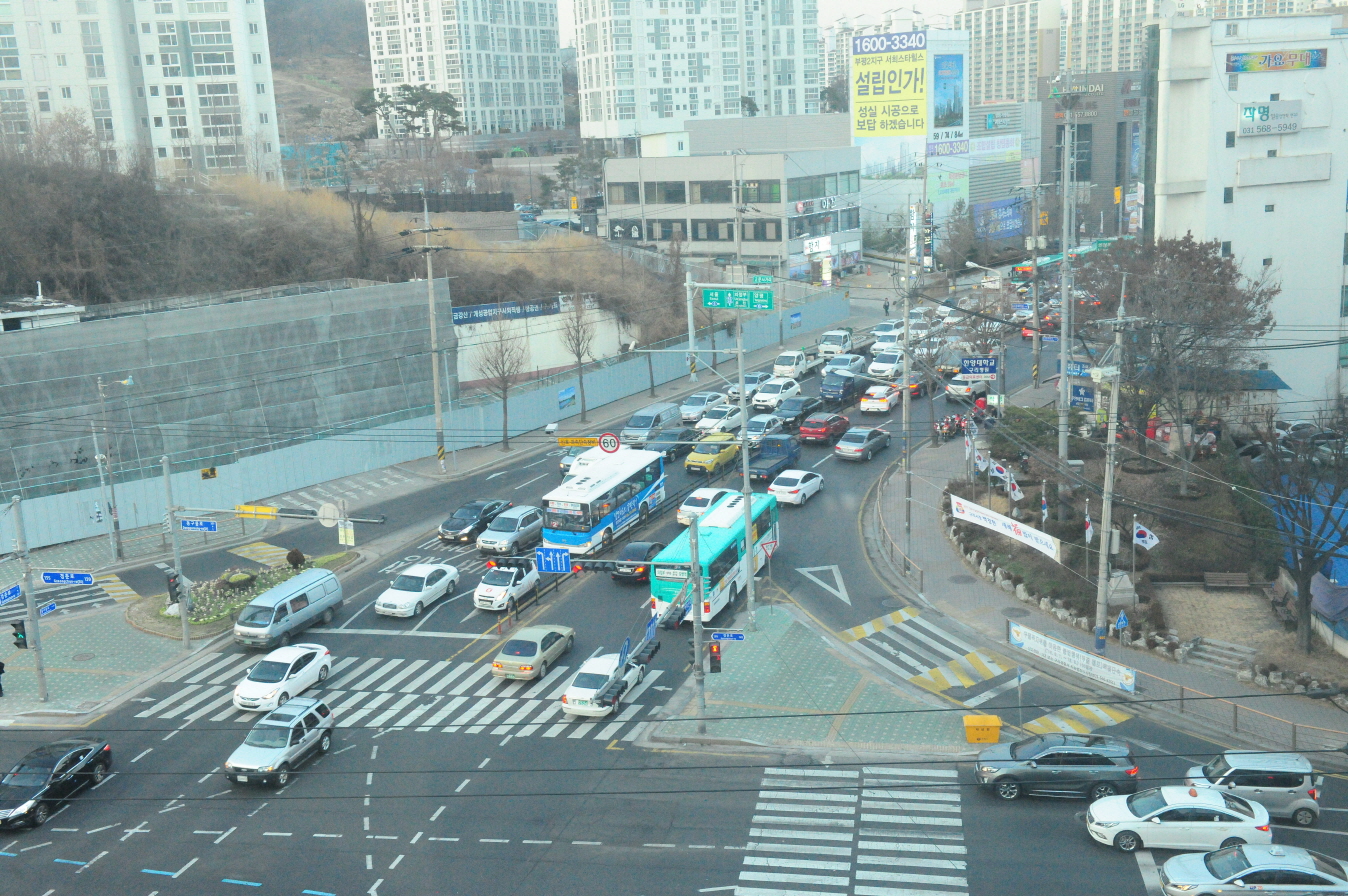 구리시 교문사거리∼인창초교간 도로확장공사 연내 시행 이미지 1 - 본문에 자세한설명을 제공합니다.