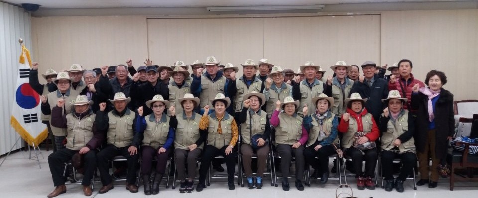 구리시 어린이 등・하굣길 실버보안관 안전지킴이 든든 이미지 1 - 본문에 자세한설명을 제공합니다.