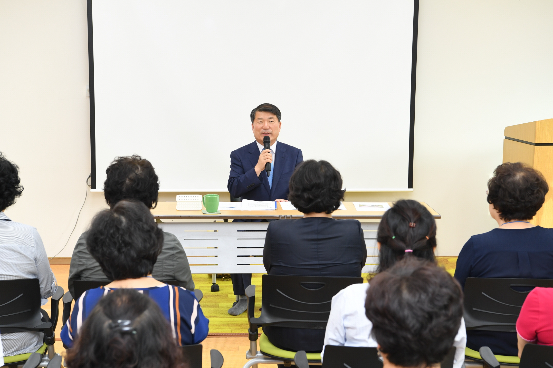 구리시 여성지도자, 화합하고 힐링하고 참여하는 워크숍 개최 이미지 3 - 본문에 자세한설명을 제공합니다.
