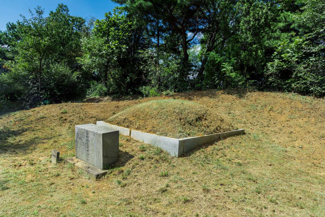 망우 독립유공자 묘역 - 오기만 묘소 이미지 1 - 본문에 자세한설명을 제공합니다.