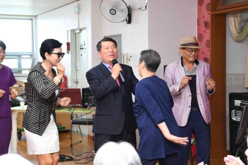 사회복지시설 위문 이미지