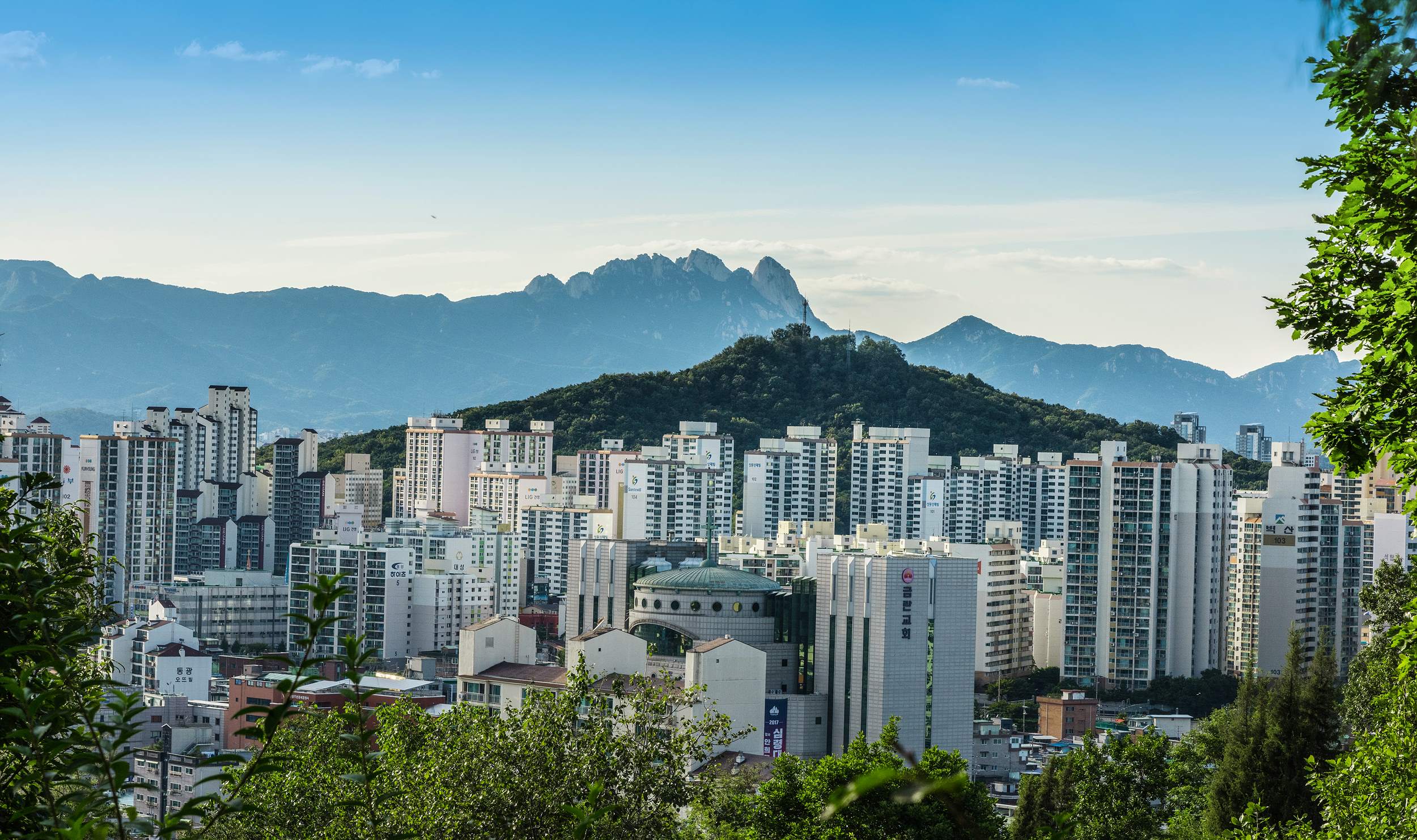 망우산에서 본 서울방향 전경 2 이미지 1 - 본문에 자세한설명을 제공합니다.