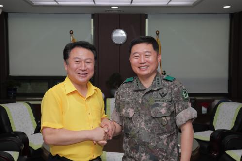 정진경 육군사관학교 교장 방문 이미지