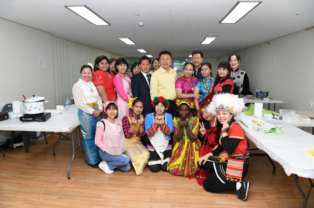 구리전통시장 다문화 음식문화 축제 이미지 35 - 본문에 자세한설명을 제공합니다.