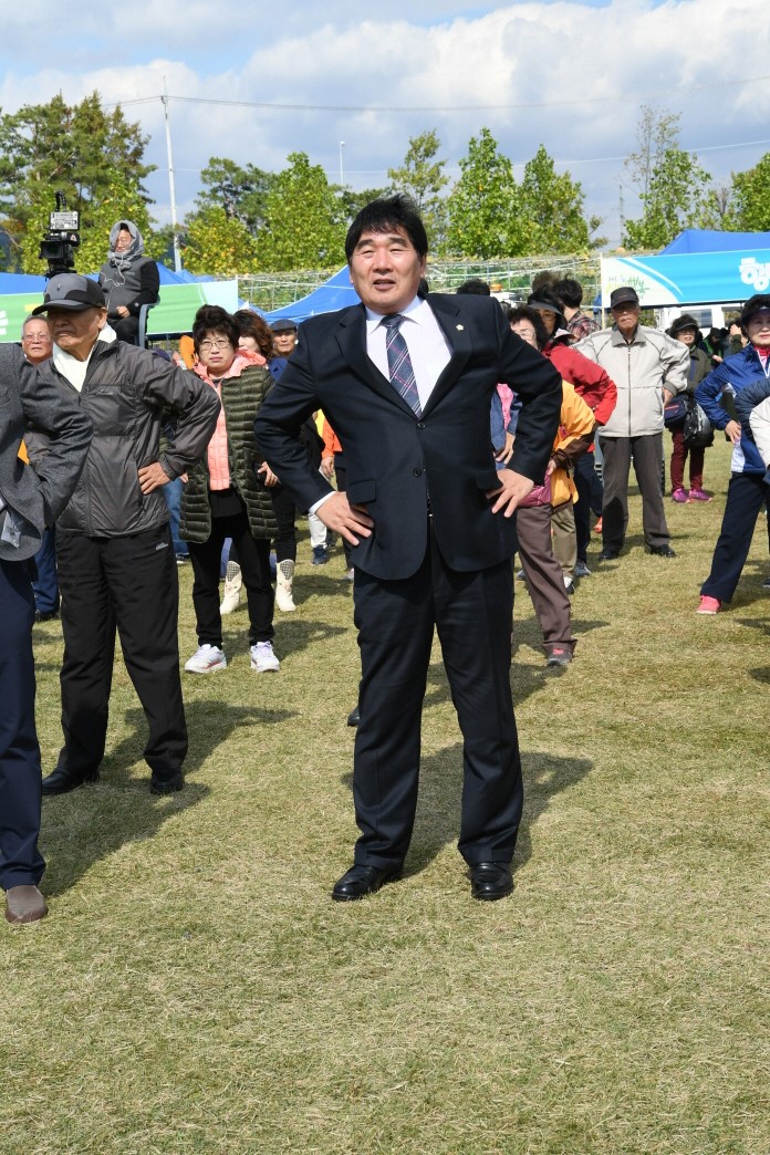 제33회 구리시민의 날(축사 및 걷기대회) 이미지 34 - 본문에 자세한설명을 제공합니다.