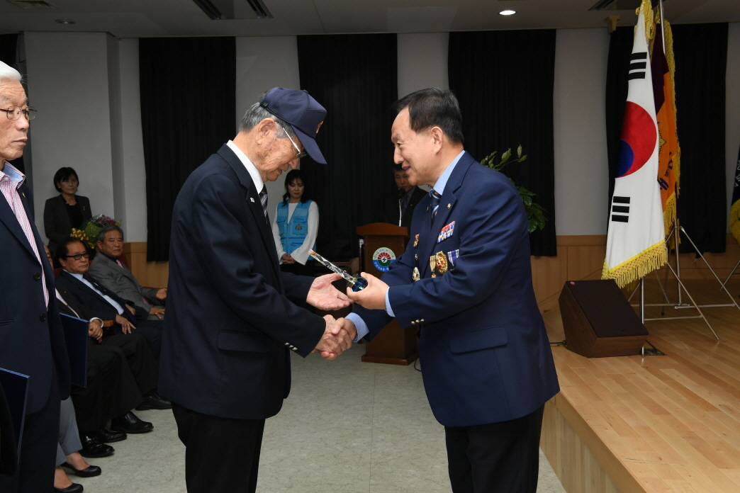 제66주년 재향군인의 날 이미지 27 - 본문에 자세한설명을 제공합니다.