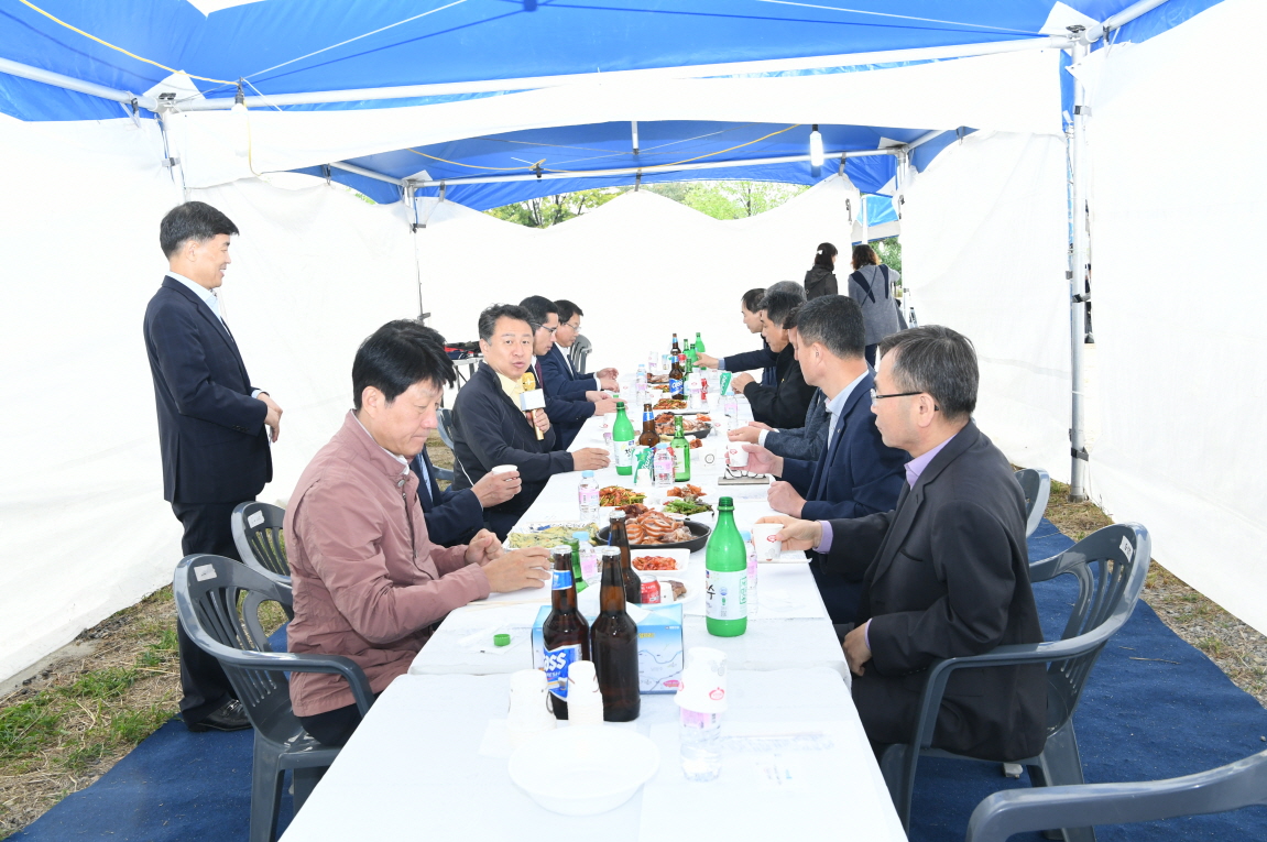 기관장 간담회 및 부스 방문 이미지 27 - 본문에 자세한설명을 제공합니다.
