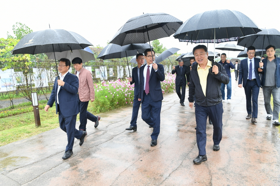 기관장 간담회 및 부스 방문 이미지 19 - 본문에 자세한설명을 제공합니다.