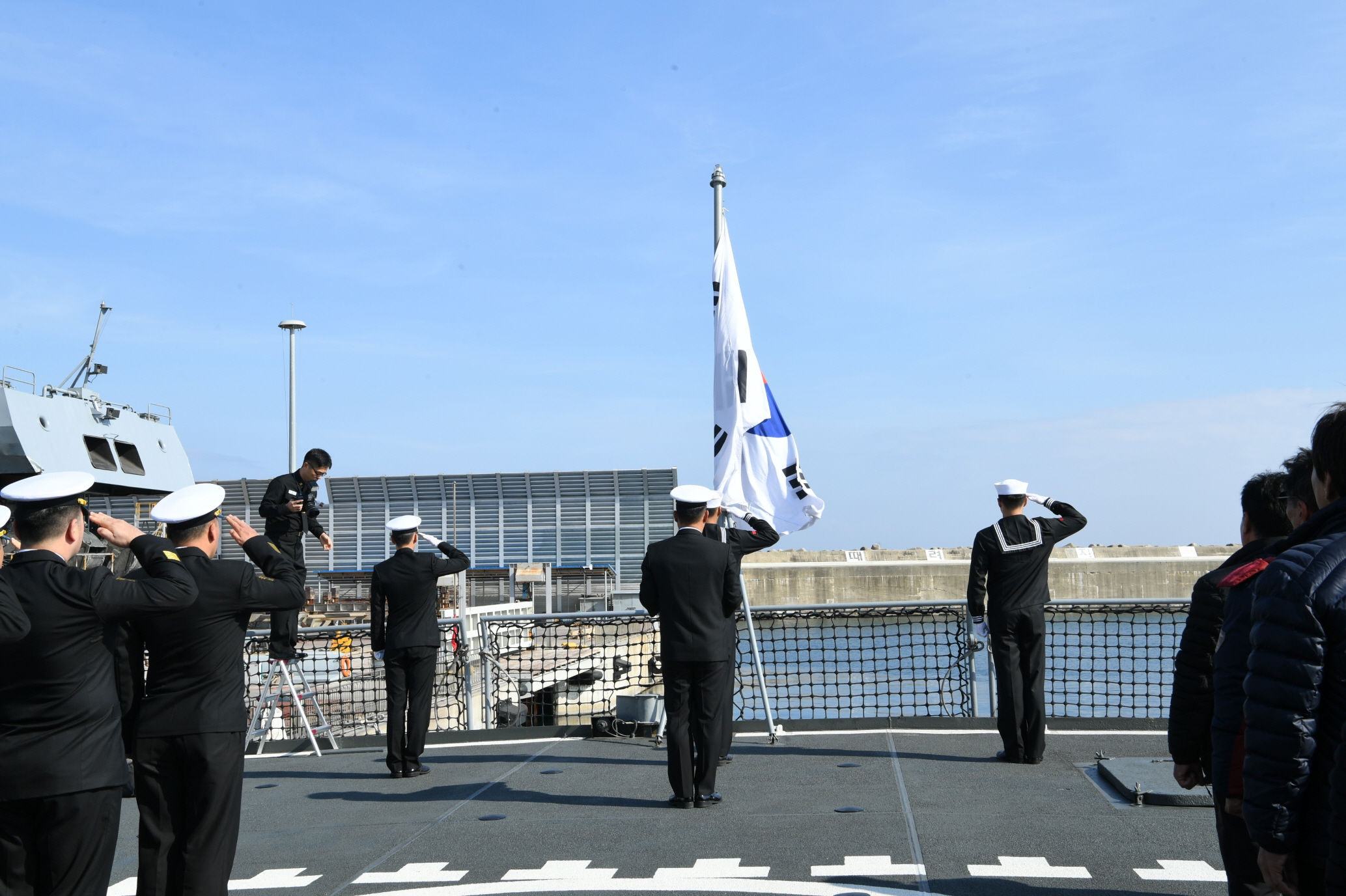 구리시-광개토대왕함 Battle Flag 교환식 행사 이미지 56 - 본문에 자세한설명을 제공합니다.
