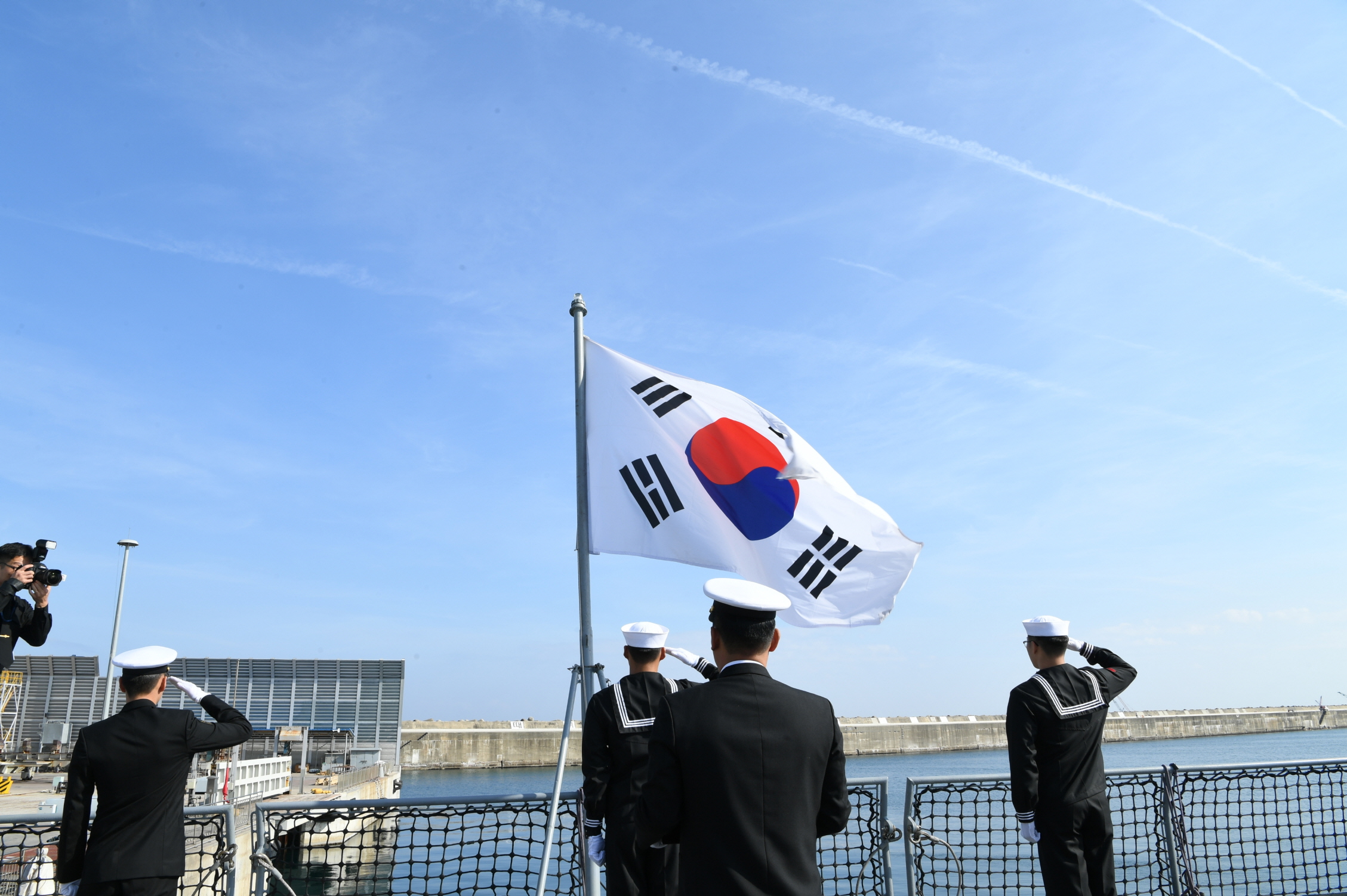 구리시-광개토대왕함 Battle Flag 교환식 행사 이미지 55 - 본문에 자세한설명을 제공합니다.