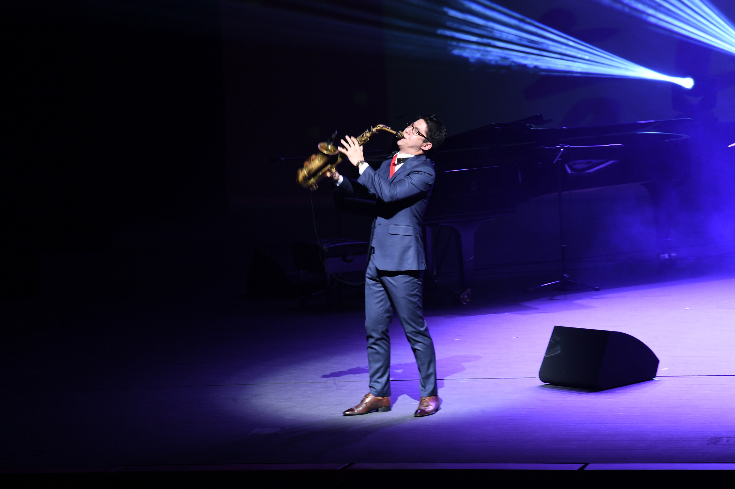 2018 송년 음악회 이미지 39 - 본문에 자세한설명을 제공합니다.