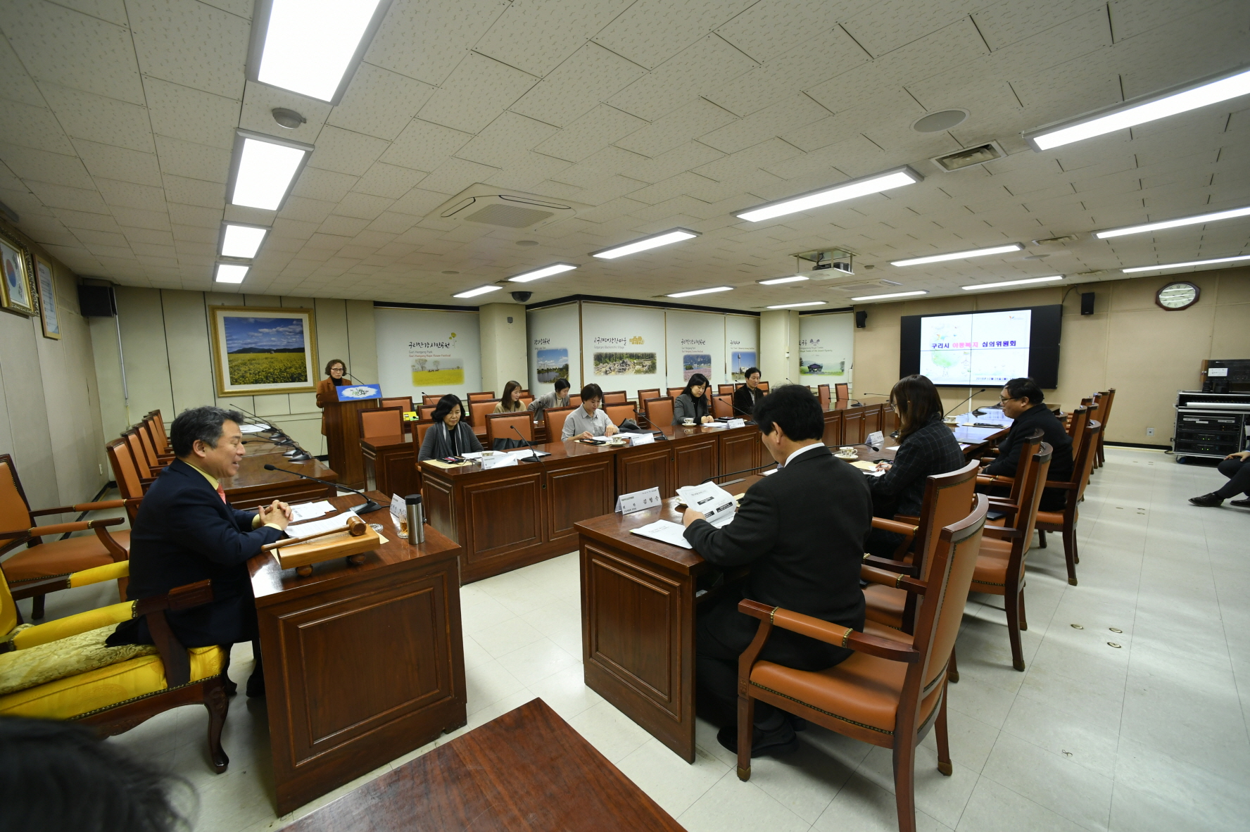 2018 아동복지심의위원회 이미지 2 - 본문에 자세한설명을 제공합니다.