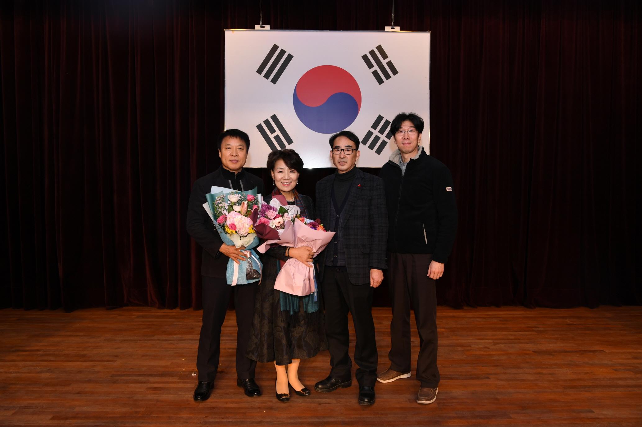 정년퇴임식 이미지 51 - 본문에 자세한설명을 제공합니다.