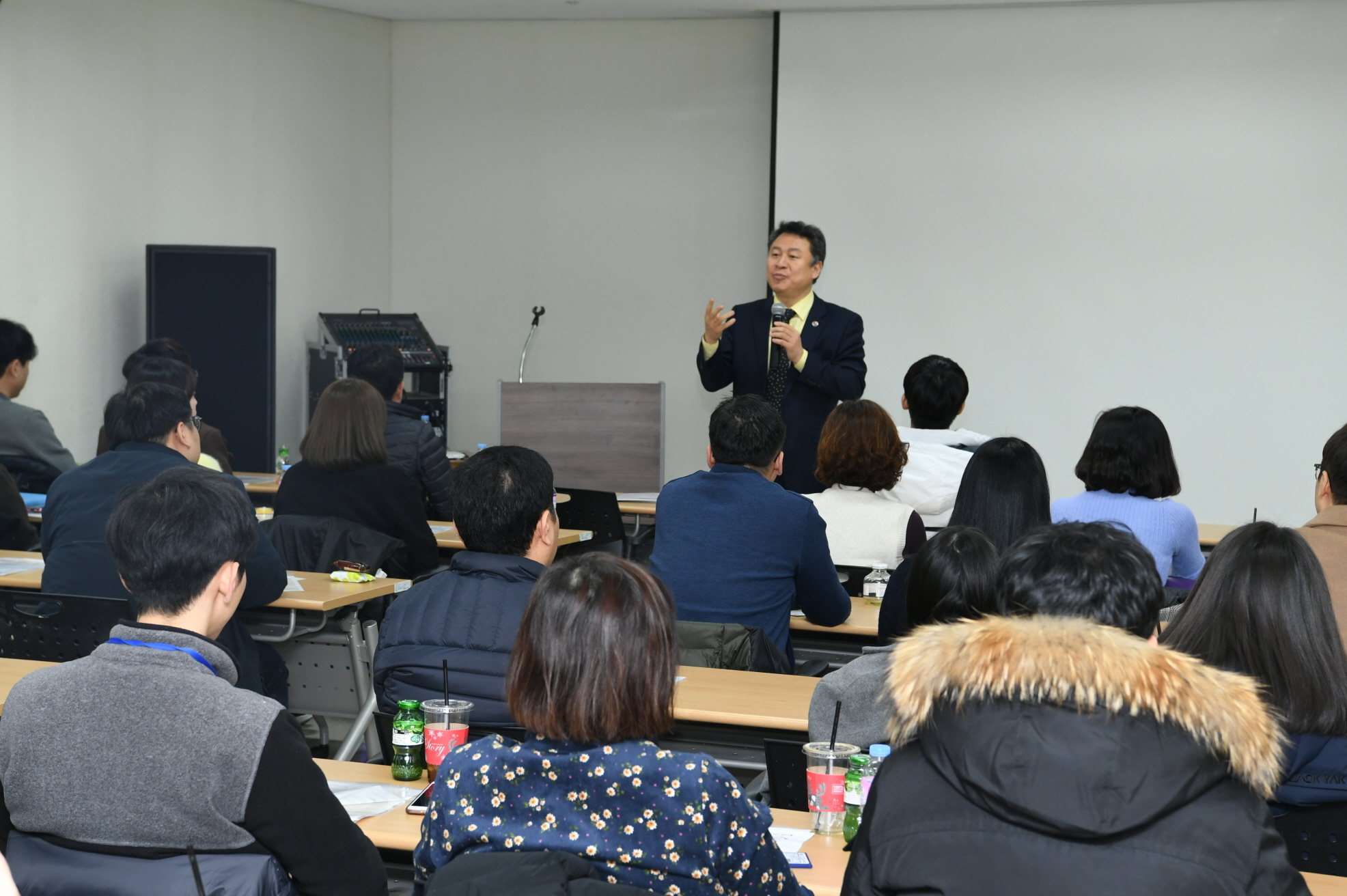 신규공무원 워크숍 이미지 4 - 본문에 자세한설명을 제공합니다.