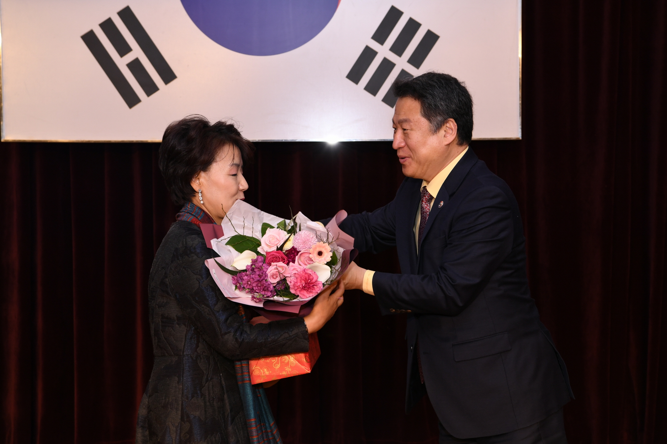 정년퇴임식 이미지 54 - 본문에 자세한설명을 제공합니다.