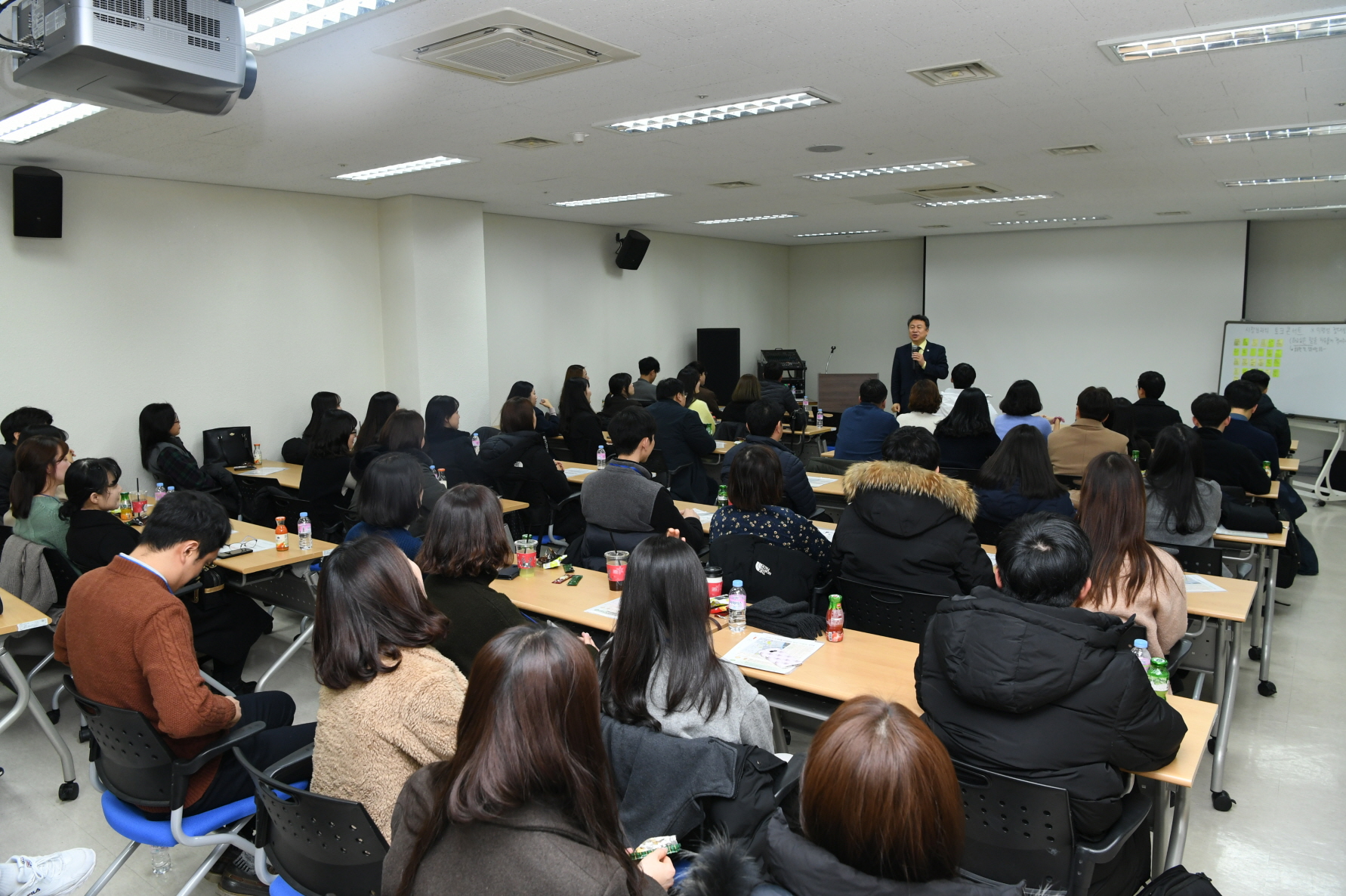 신규공무원 워크숍 이미지 11 - 본문에 자세한설명을 제공합니다.